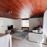 Cresta Apartment